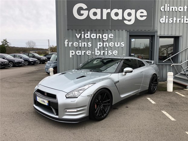 AddIsCar: Nissan GT-R