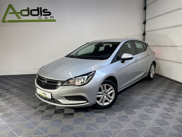 AddIsCar: Opel Astra