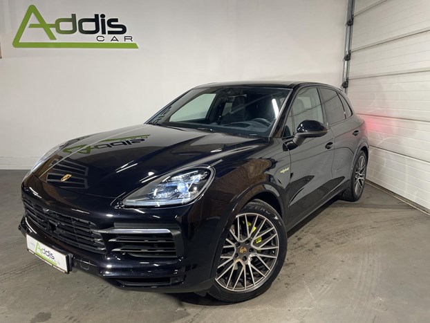 AddIsCar: Porsche Cayenne