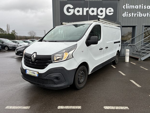 AddIsCar: Renault Trafic