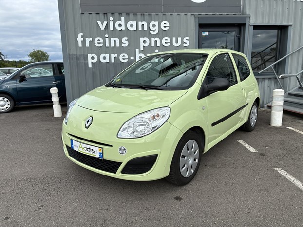 AddIsCar: Renault Twingo