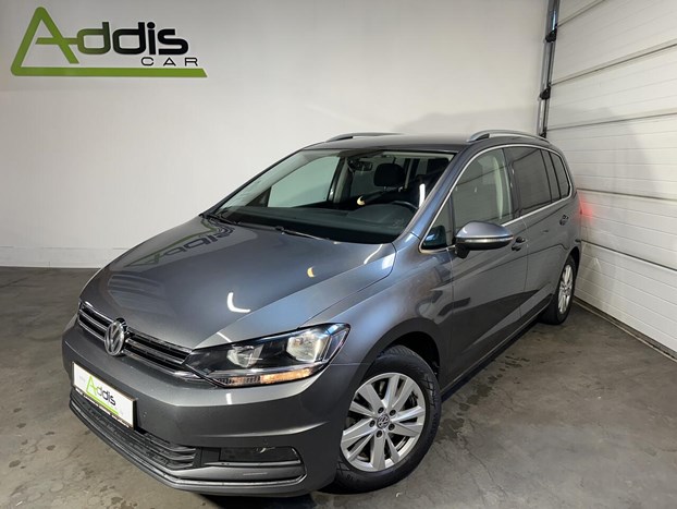 AddIsCar: Volkswagen Touran